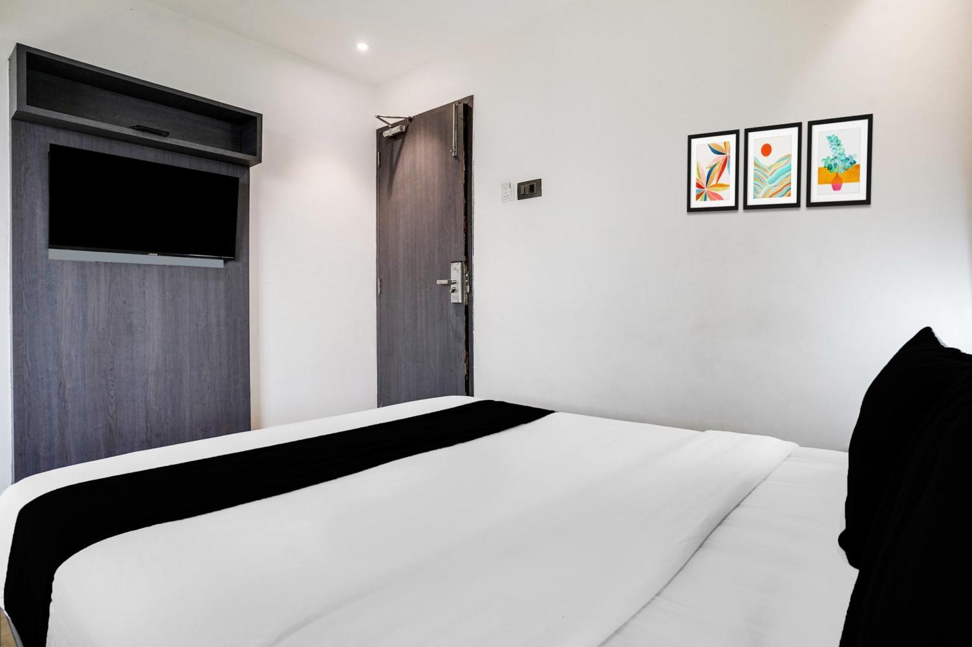 Super Collection O Andheri Near Western Express Highway Mumbai Exterior photo